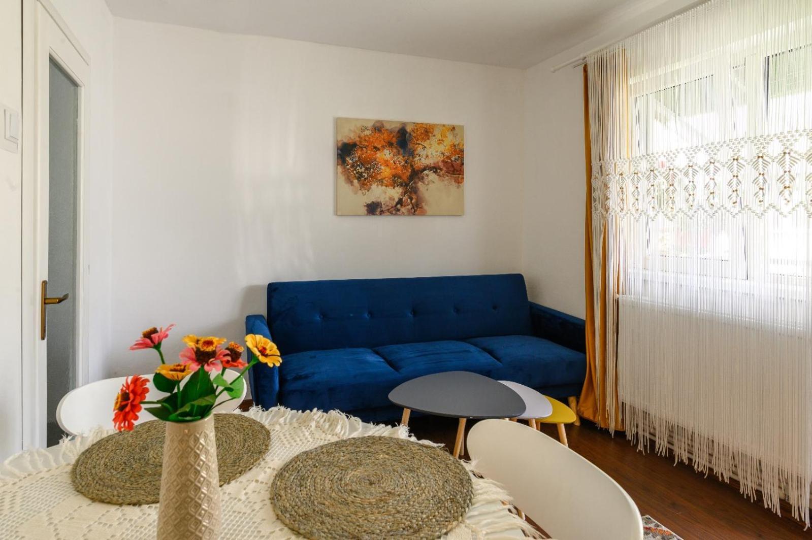 Apartament Corina Cu Parcare Bistriţa Extérieur photo